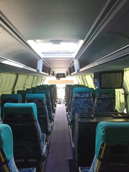 Neoplan116 46seat 01