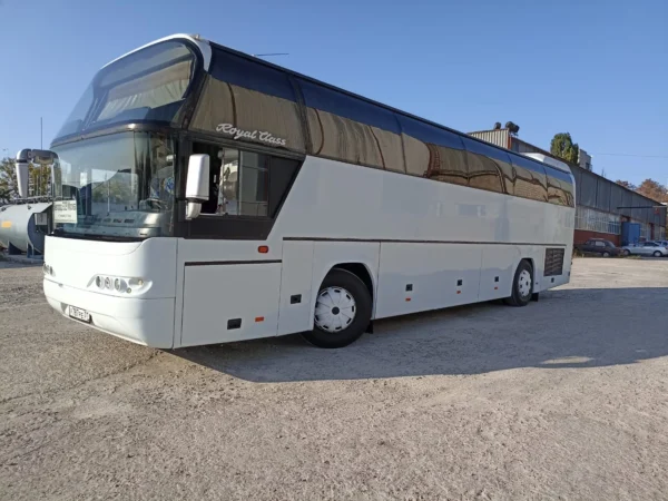 Neoplan116 46seat 03
